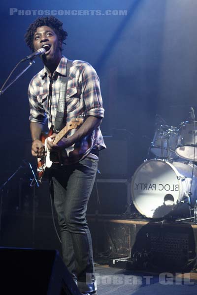 BLOC PARTY - 2007-01-22 - PARIS - Radio France (Studio 105) - Rowland Kelechukwu Okereke